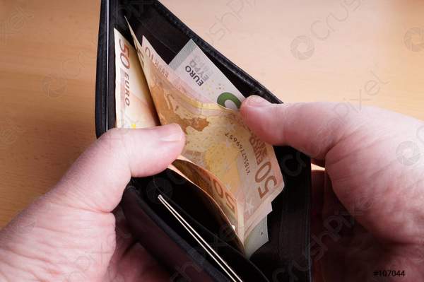 Estimation location maison 3 portefeuille billet banque