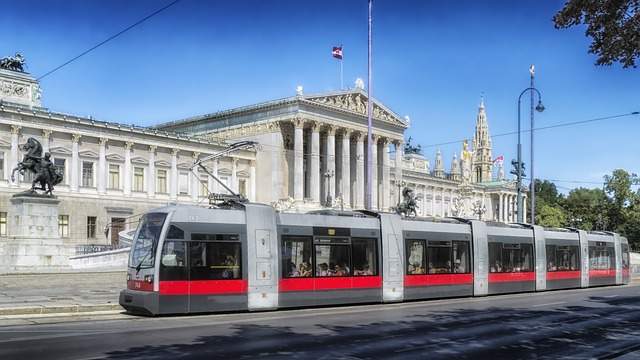 Comment l'évaluation de la localisation influence l'estimation de votre maison ? 3 La proximité des transports en commun influence l'estimation de votre maison