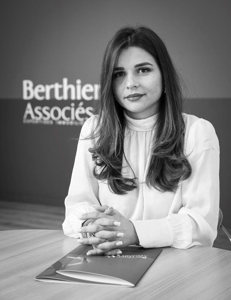 Experts immobiliers agréés 9 Kenza Blanc, experte junior